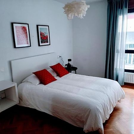 奥维耶多Apartamento Entre Estaciones公寓 外观 照片